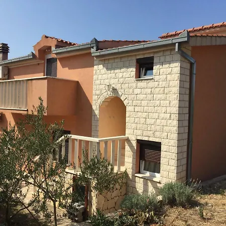 Appartement Nada *