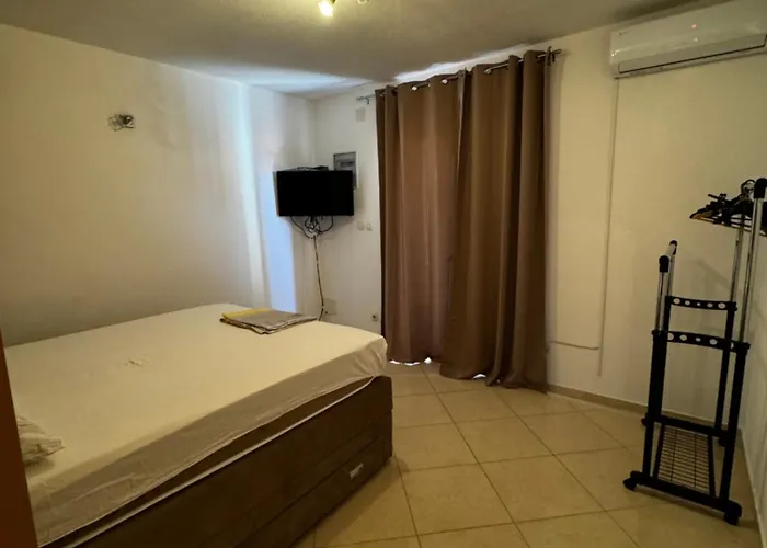 Nada Lejlighed Marina